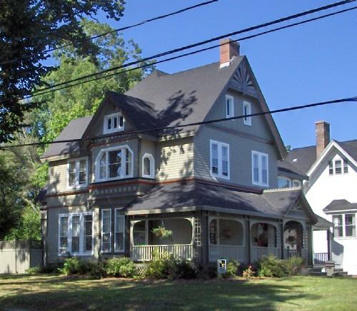 1 Grafton Street / Caroma Lodge