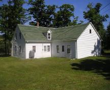 Rear perspective, Manson House, North Lochaber, NS, 2005.; Heritage Division, Nova Scotia Department of Tourism, Culture and Heritage, 2005