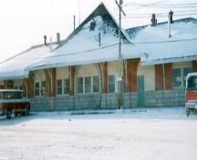 Exterior photo; (A. M. de Fort-Menares, 1992.)