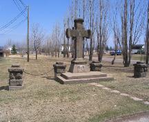 Croix commémorative aux fondateurs de Bouctouche; M. D'Astous