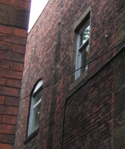 112 Princess Street- Side Openings