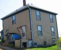 Rear and side elevations, MacIsaac House, Garden Lots, Lunenburg County, Nova Scotia, 2006.; Heritage Division, Nova Scotia Department of Tourism, Culture and Heritage, 2006.