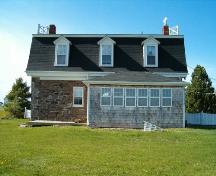 Rear elevation, Smith-Duckenfield House, Selma, NS, 2004.; Heritage Division, NS Dept. of Tourism, Culture and Heritage, 2004.   
    
