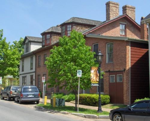 100.5 Water Street