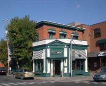 Boutique Garèle; Ministère de la Culture et des Communications, Jean-François Rodrigue, 2004