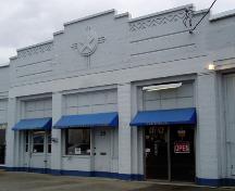 Exterior view of Tom Brown's Autobody, 2004; City of Nanaimo, Christine Meutzner, 2004