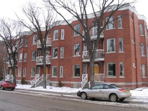 Exterior of Aparments.