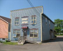 Entrée du Salon de Couture Modifique.; Town of Tracadie-Sheila