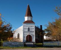 Exterior photo of Spaniard's Bay United Church, taken October 17, 2006.; HFNL/Deborah O'Rielly 2006