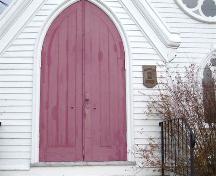 Centenary United Church left front entrance.; Heritage Division, NS Dept. of Tourism, Culture and Heritage, 2006.
