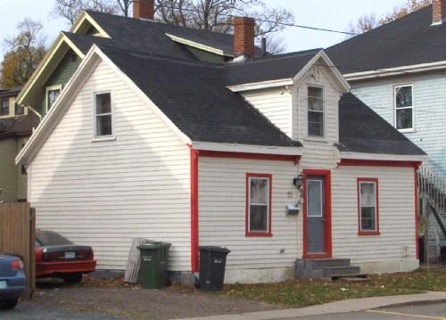 15 Hillsborough Street