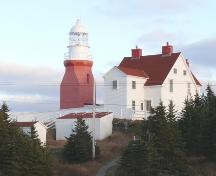 Western facade of Long Point Light Station Dwelling, Crow Head, NL. Photo taken April 2006. ; HFNL/Andrea O'Brien 2006