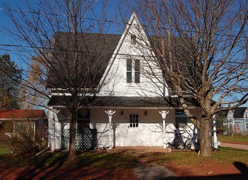 2 Howard Street