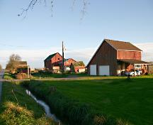 Exterior view of the Hodge/Bates Barn; Corporation of Delta, 2004