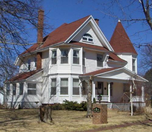 6-8 Sunset Drive / Edgecrest