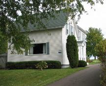 Maison Joseph LeBlanc - vue du sud-ouest; City of Dieppe