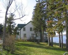 The de Olloqui House, east elevation, 2004.; Village of Rexton