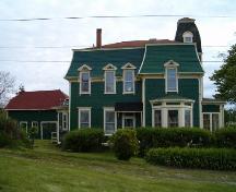 East side elevation, Locke Homestead, Lockeport, 2004.; Heritage Division, NS Dept. of Tourim, Culture and heritage, 2004.