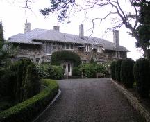 Exterior view of Kingsmount, 2006; Corporation of the District of Oak Bay, 2006