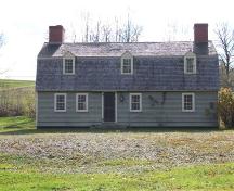 Front elevation, Jeremiah Calkin House, Grand Pre, NS, 2006.; Heritage Division, NS Dept. of Tourism, Culture and Heritage, 2006.