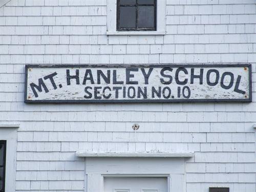 Mount Hanley School sign