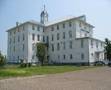 Photo du côté et de l'avant; Town of Tracadie-Sheila