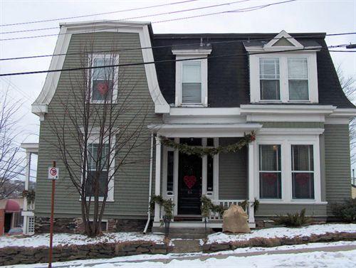 Front elevation, Charles Robson House,Dartmouth NS