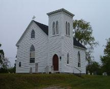 Front and south elevation, St. Stephen's Anglican Church, Tusket, Nova Scotia, 2004.; Heritage Division, NS Dept. of Tourism, Culture and Heritage, 2004.