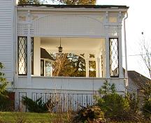 Hôtel Belleview - véranda du côté; Rothesay Living Museum