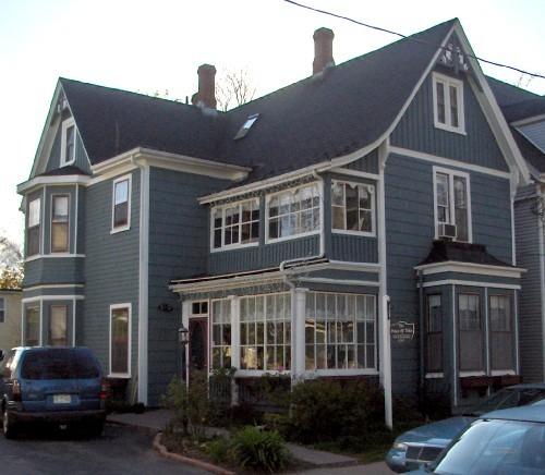 33 Upper Prince Street
