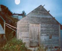 Photo view of front gable end of Roland Chippett Stage, Leading Tickles, 2004.; HFNL 2007