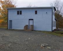 Side facade, Geehan Building, showing public entrance to tavern and parking lot.  Photo taken October 2006.; Kim Barnes/ HFNL 2007