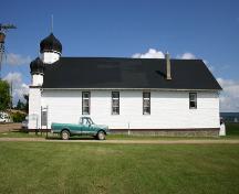 Vue de la façade ouest de la Maison ukrainienne du peuple Ivan Franko, Angusville, 2004.; Historic Resources Branch, Manitoba Culture, Heritage & Tourism 2005