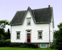 View of north side of farmhouse at 456 Sunset Drive.; Restigouche Regional Museum, Dalhousie