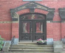 This image provides a view of the segmented arch entry, 2005. ; City of Saint John