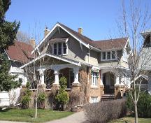 Primary elevation, from the southwest, of the Yates House, Brandon, 2005; Historic Resources Branch, Manitoba Culture, Heritage and Tourism, 2005