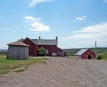 Contextual view, from the north, of the Lea House, Manitou area, 2006; Historic Resources Branch, Manitoba Culture, Heritage and Tourism, 2006