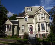 Front elevation, 70 Victoria Road, Halifax, NS, 2007; Heritage Division, NS Dept. of Tourism, Culture and Heritage, 2007