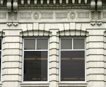 Wall detail of the Carlton Building, Winnipeg, 2006; Historic Resources Branch, Manitoba Culture, Heritage and Tourism, 2006