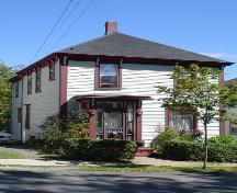 Boehner House, New Town Lunenburg, front façade, 2004; Heritage Division, NS Dept. of Tourism, Culture and Heritage, 2004