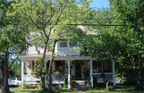 Akerley Holmes Residence - Front elevation