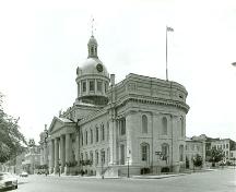 Corner view of the Kingston City Hall National Historic Site of Canada.; Parks Canada Agency/Agence Parcs Canada