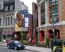 View of the main entrance of the Capitol Theatre, 2003.; Parks Canada Agency/ Agence Parcs Canada, 2003.