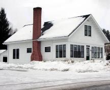René and Lillian Cyr House - view of the main façade of the house; Sainte-Anne-de-Madawaska