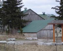 View of the 'bank barn' now functioning as an interpretive centre, 2007.; Kendra Green, 2007.