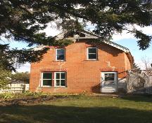 View of the manse, from the west, of the Sidney United Church and Manse site, Sidney, 2005; Historic Resources Branch, Manitoba Culture, Heritage and Tourism, 2005