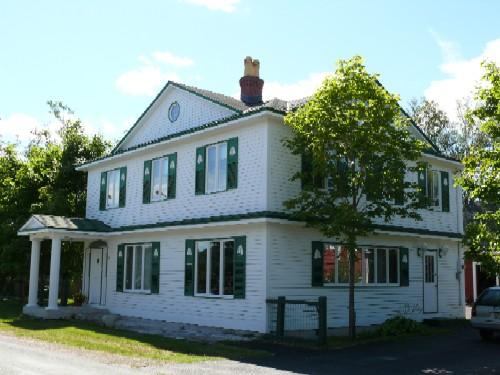 Lulah-Oh!, Carroll Property, Holyrood, 2007