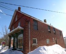 Maison Houston; Ministère de la Culture, des Communications et de la Condition féminine, Jean-François Rodrigue, 2004