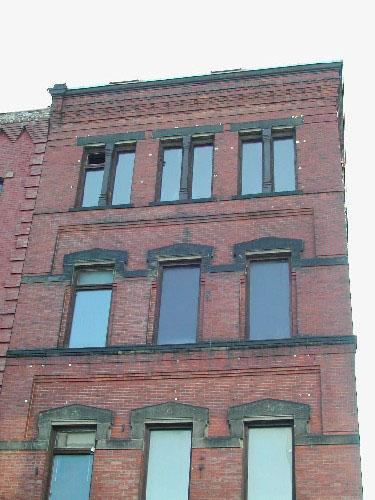 Les étages supérieurs de l'édifice