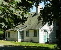 The rear facade of Thimble Cottage, also the main entrance.  Photo taken August 7, 2007.; Deborah O'Rielly/ HFNL 2007